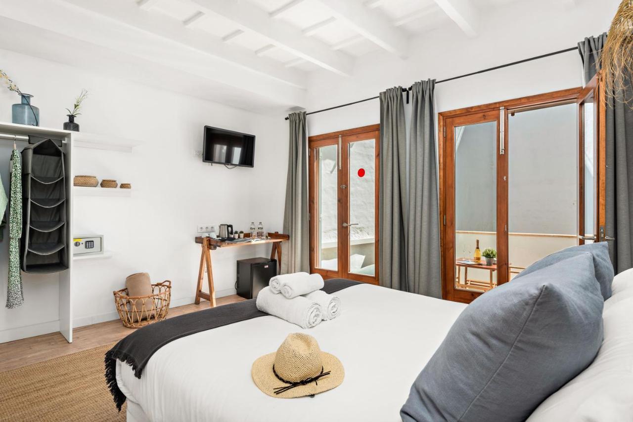 Hotel Boutique Ses 5 Claus Сьюдадела Экстерьер фото